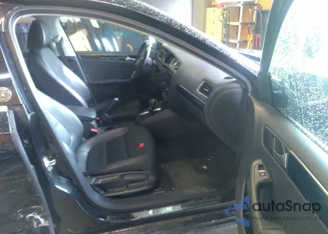 2017 Volkswagen Jetta 1.8T Sel from USA, damaged, VIN 3VWL17AJ3HM245097